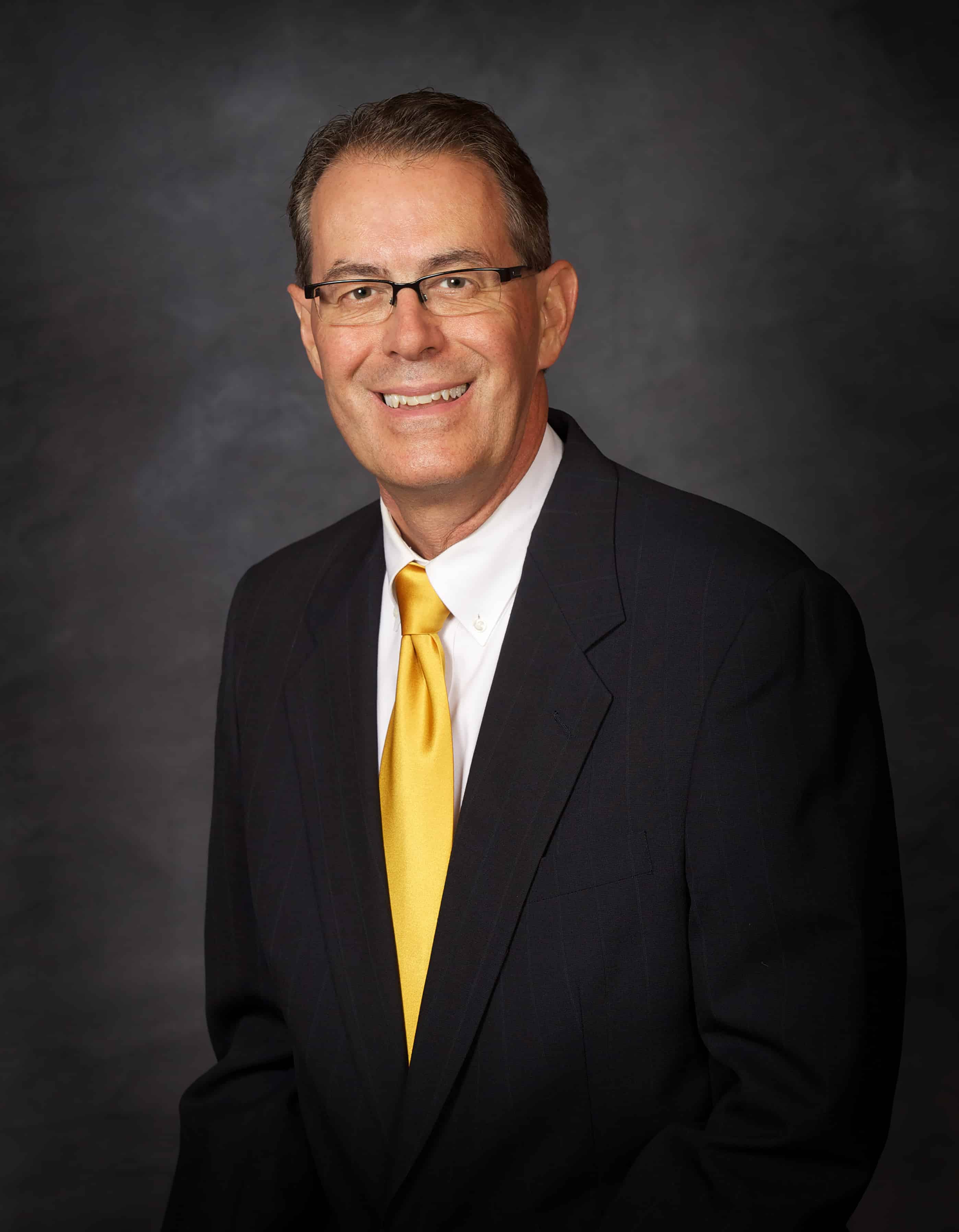 Headshot of Doctor Jeffrey Jones